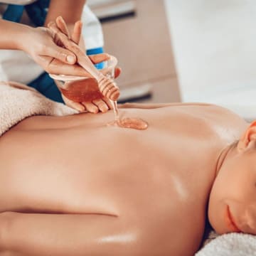 Медовий масаж